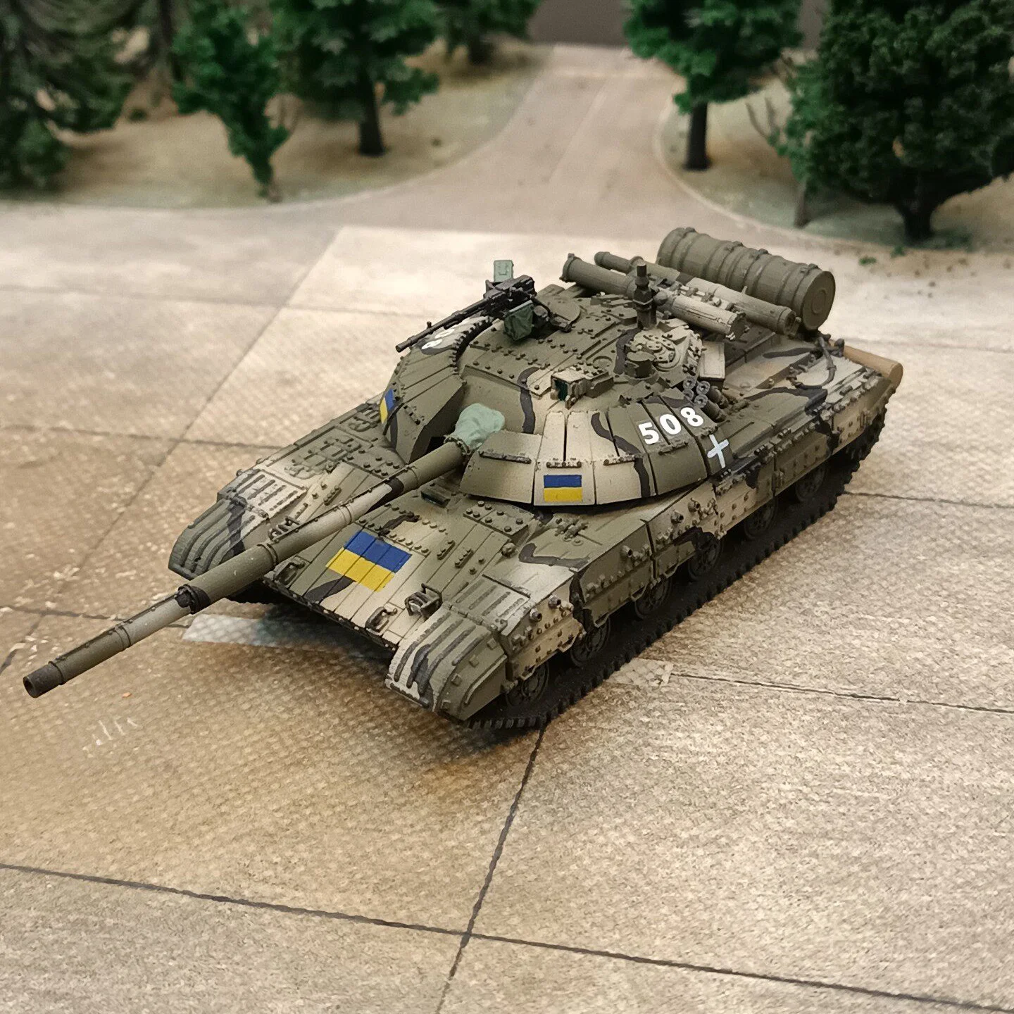 1/72 Russian T-64BM Tank, Hand-Painted Finished Model Decorative Ornament