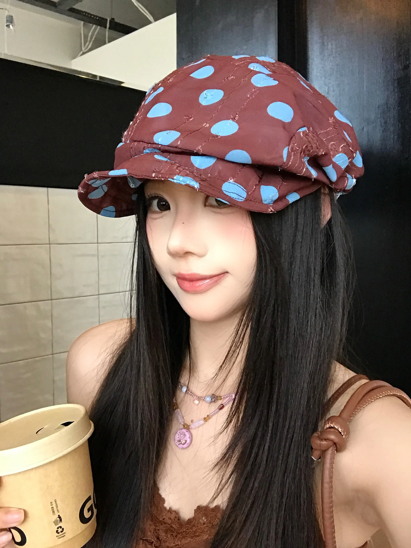 レトロポルカドットベレー帽女性の春夏新韓国版小さなデザイン顔痩せニュースボーイキャップアーティストハット