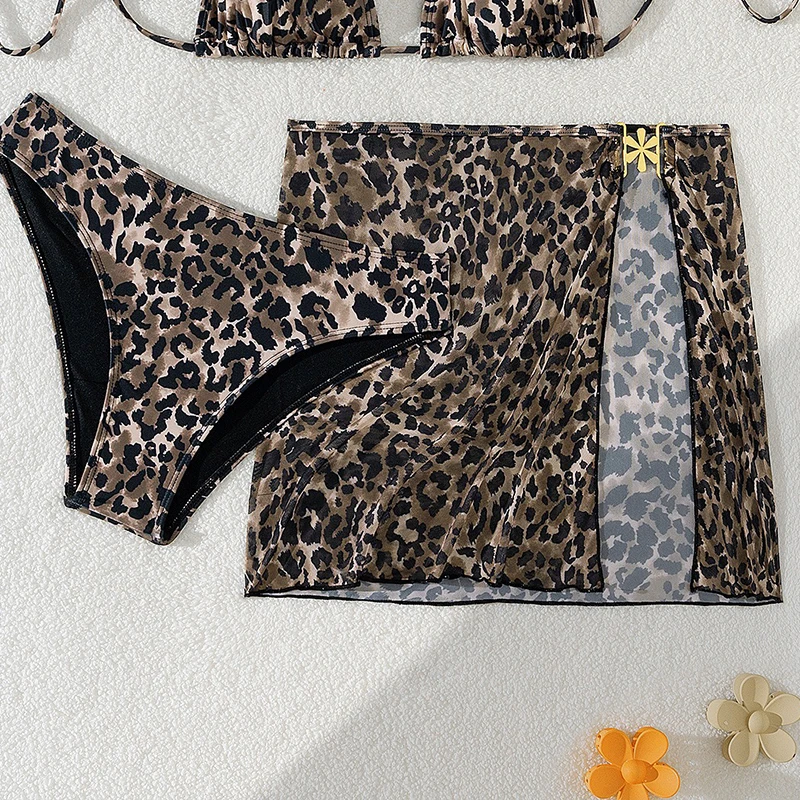 Traje de baño con estampado de leopardo para mujer, traje de baño Sexy con Tanga triangular, falda para cubrir, temperamento elegante, traje de baño para vacaciones en la playa de dos piezas