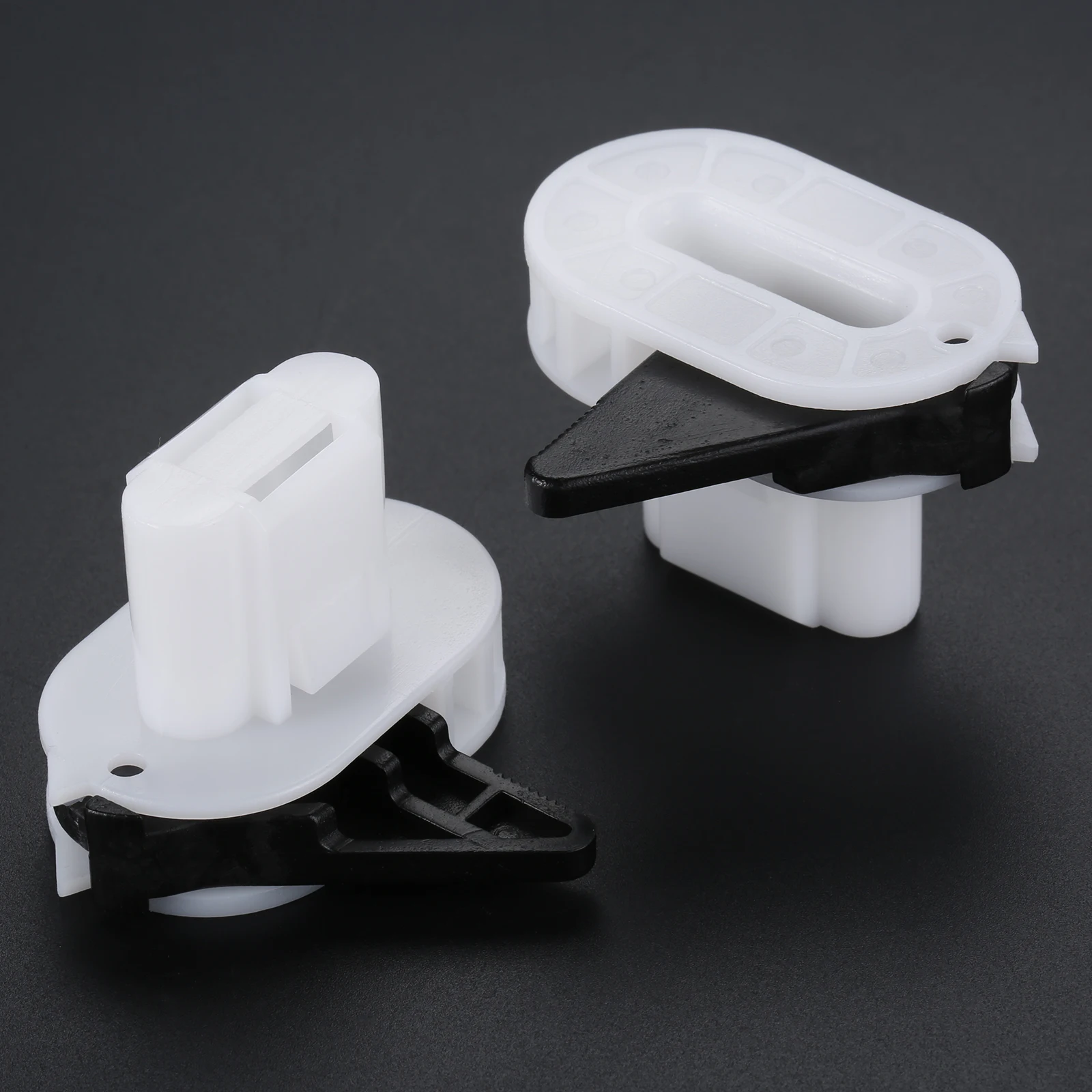 2Pcs Car Interior Rear Seat Cushion Retaining Clips Clasps Buckle for Ford Mondeo Focus Fiesta Pentium B70 Plastic Auto Fastener