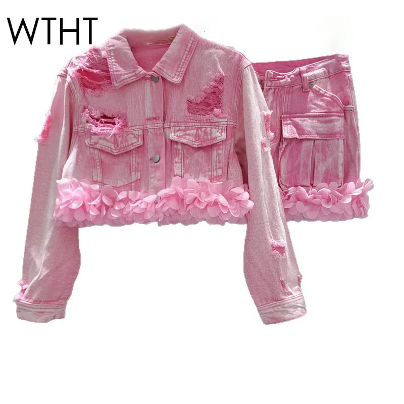 

WTHT Fashion New Women's Spliced Flower Hem Hole Denim Jakcet High Waist Wrap Hip Mini Skirts Female 2025 Summer 1LS1762