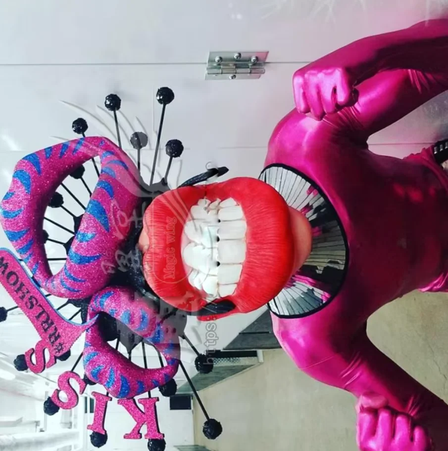 Gogo Men And Women … - image