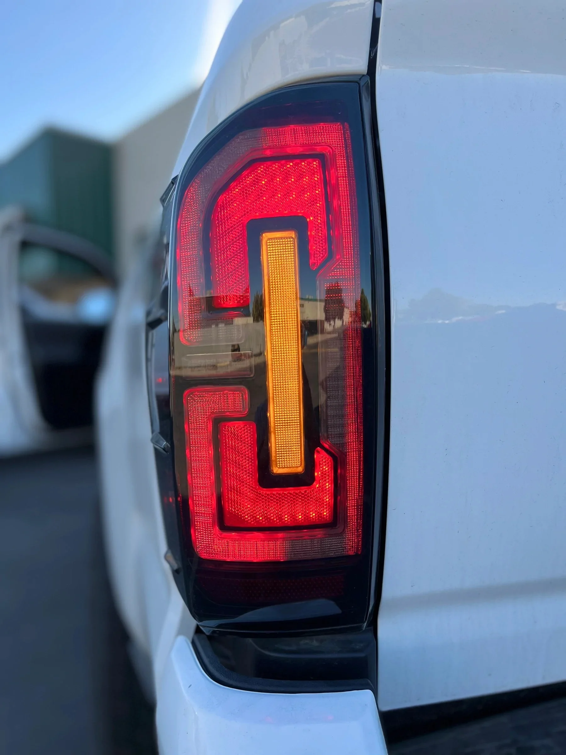 Spedking 2016-2022 Venta caliente accesorios de piezas de automóvil lámpara LED luz trasera para Tacoma para TRD luz trasera personalizada