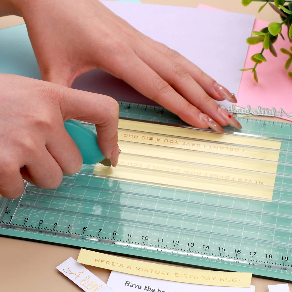 Bastelfolien-Papierschneider, schneller Trimmer für Folien und Papier mit Klinge, hilfreiche Gitterlinie, einfache Sentiment-Streifen, Trimmen, Bastelwerkzeug