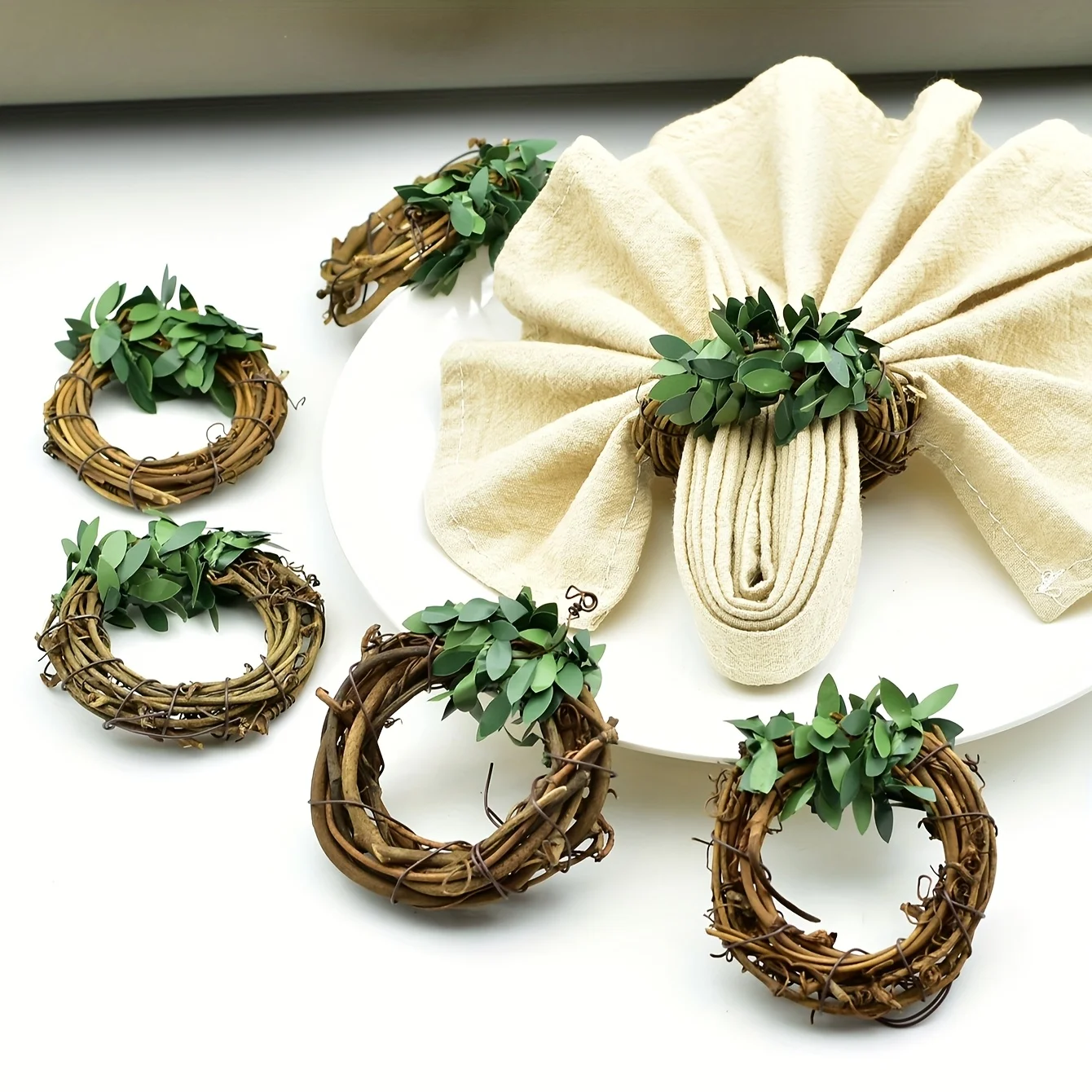 12 قطعة من زخارف الطاولة الرائعة بالجملة، بما في ذلك حلقات منديل الكرمة البلاستيكية الواقعية. #3