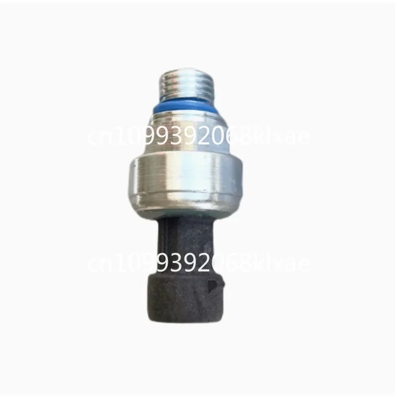 

RE154966--1404 Tractor Parts 1504 Solenoid Valve Clutch Pressure Sensor