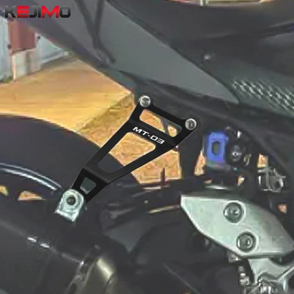 

Кронштейн-держатель для выхлопной трубы (глушителя) Yamaha MT-03, MT-25, YZF-R3, YZF-R25 (2020, 2021, 2022, 2024, 2025)