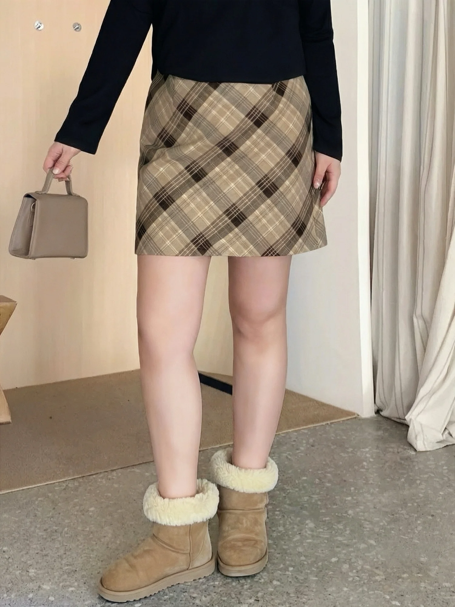 

High Waist Plaid Slimming Half-length Skirt for plus Size Women Autumn Winter Fashionable Loose Wraparound Skirt Casual Commute