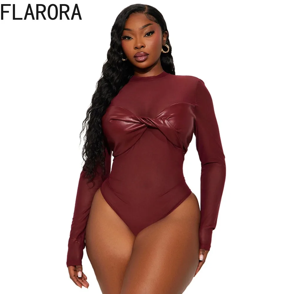 FLARORA Sexy Pu Leather Nodo Patchwork Body Donna Girocollo Manica lunga Maglia Vedere attraverso Tute Party Clubwear Body