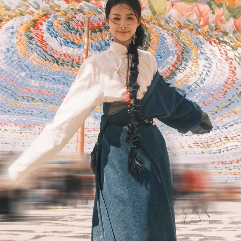 Chińska tybetańska damska wiosenna i jesienna ciemnoniebieska dżinsowa tybetańska szata Xizang