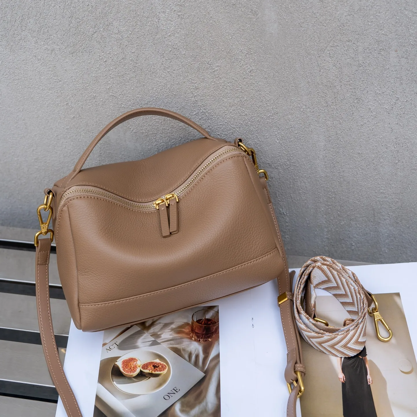 

Women Genuine Grade Leather Shoulder Crossbody Fashion Small Bag Luxury Designer Brand Ladies Soft Cowhide Handbag High Quality