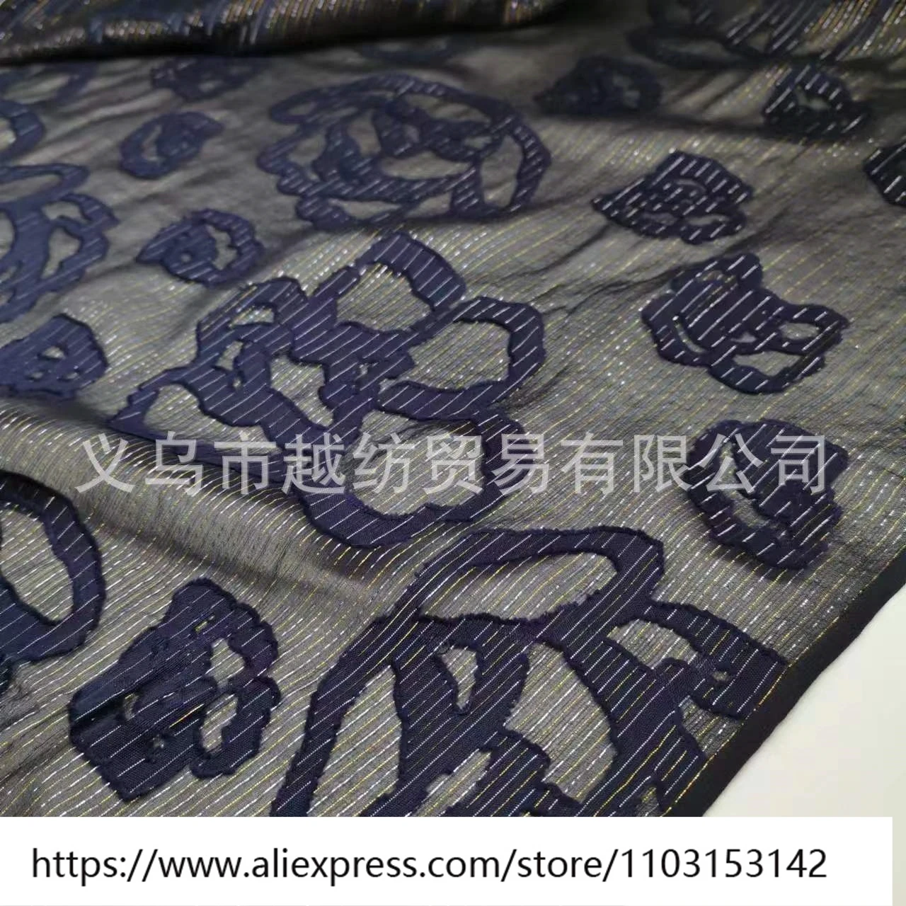 Designer naaistof lichtgewicht dames 10momme en zilveren zijde Qiao Qi gesneden bloem brandende modejurk