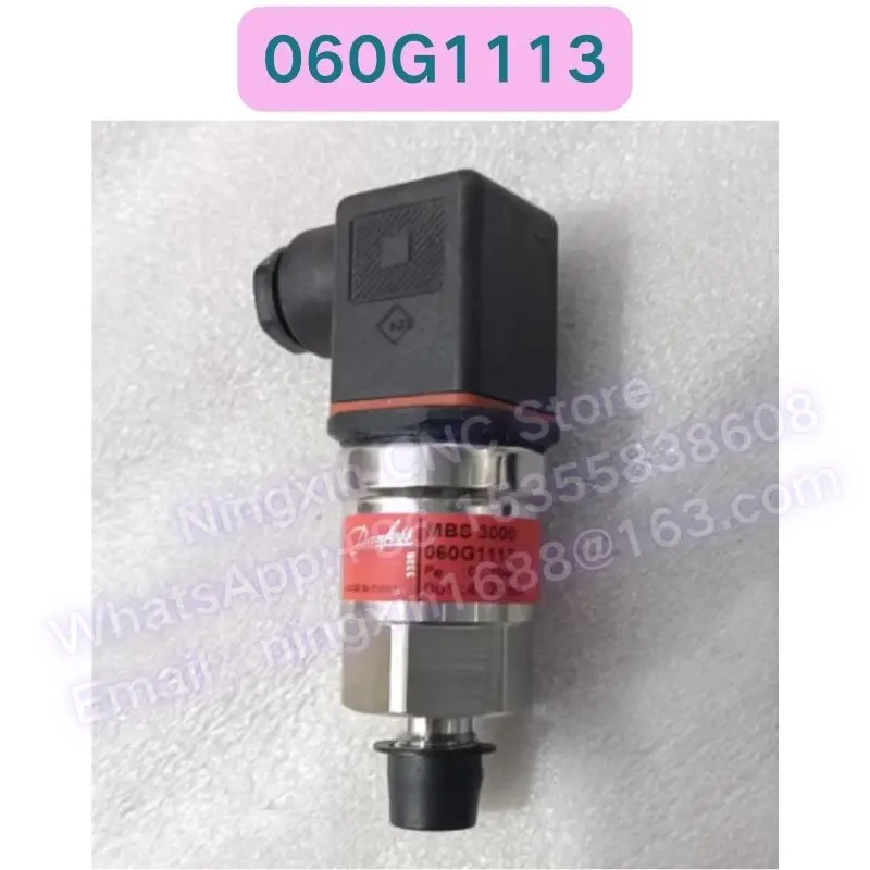 Brand New Original MBS3000 060G1113 0~1bar Pressure Transmitter 1 sold Fast delivery