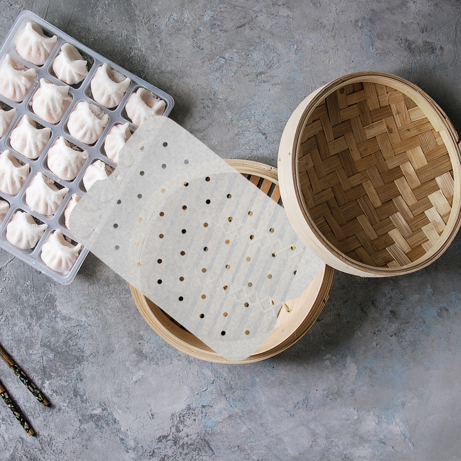 

100 Sheets Baking Tray Paper Liners Heat Resistant Non Absorbent Air Fryer Cooking Sheets Ideal French Fries Bacon Grill