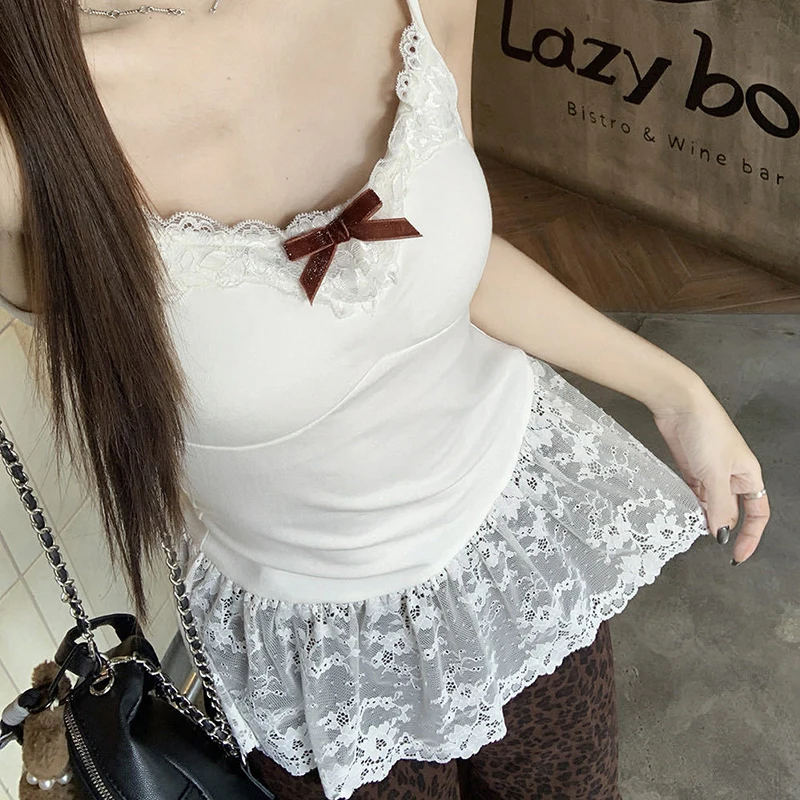

Korean Fashion Lace Hem Camisole with Chest Pads - Sweet Sleeveless Top Round Neck Early Spring Summer Layering Vest for Women