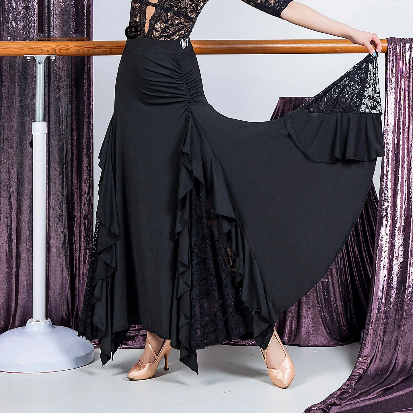 

Одежда для бальных танцев для взрослых, женская черная юбка с кружевом и оборками, одежда для занятий танго, стандартная танцевальная юбка DNV26561