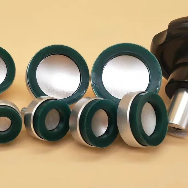 watch repair tool, screw watch opening, screw bud cover opener, non-marking suction opening, strong grip, scratch-proof watch