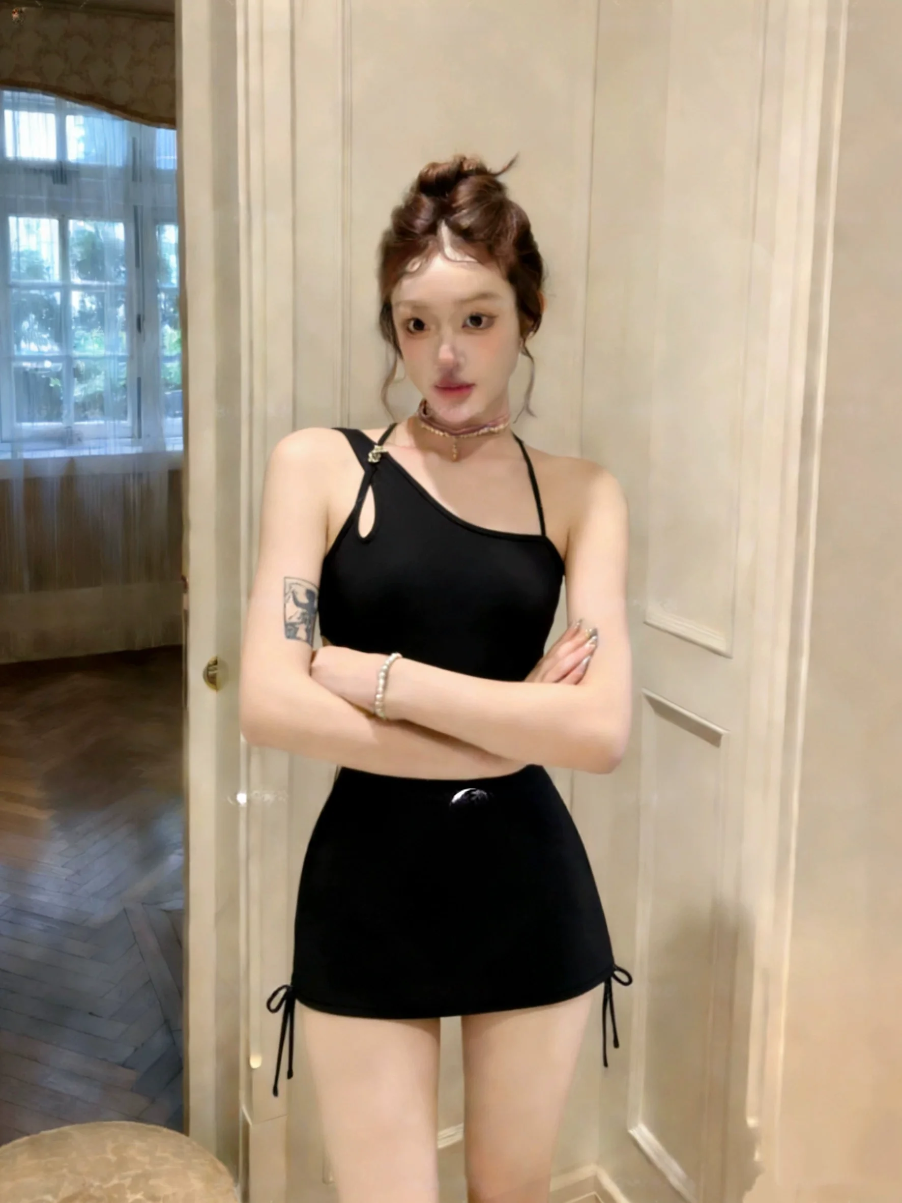 

Bla-Piece Swimsuit Women's Strap Neline Thermal Resort Conservative Sle Small Chest Gathered Hide Belly Slimming