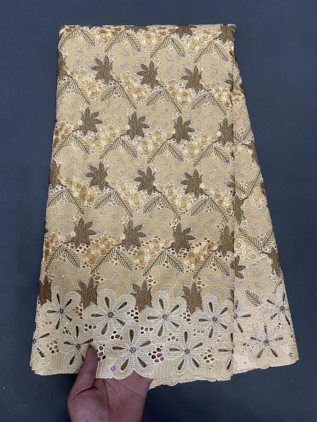 African Nigerian France Latest Hot Sale Swiss Lace Fabric 2025 Cotton High End for Bride Wedding Party Sew Dresses​