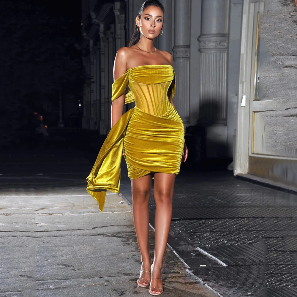 

Strapless Off the Shoulder Velour Cocktail Dress Yellow Pleat Mini Backless فساتين كوكتيل Women Party Custom Vestidos De Cóctel