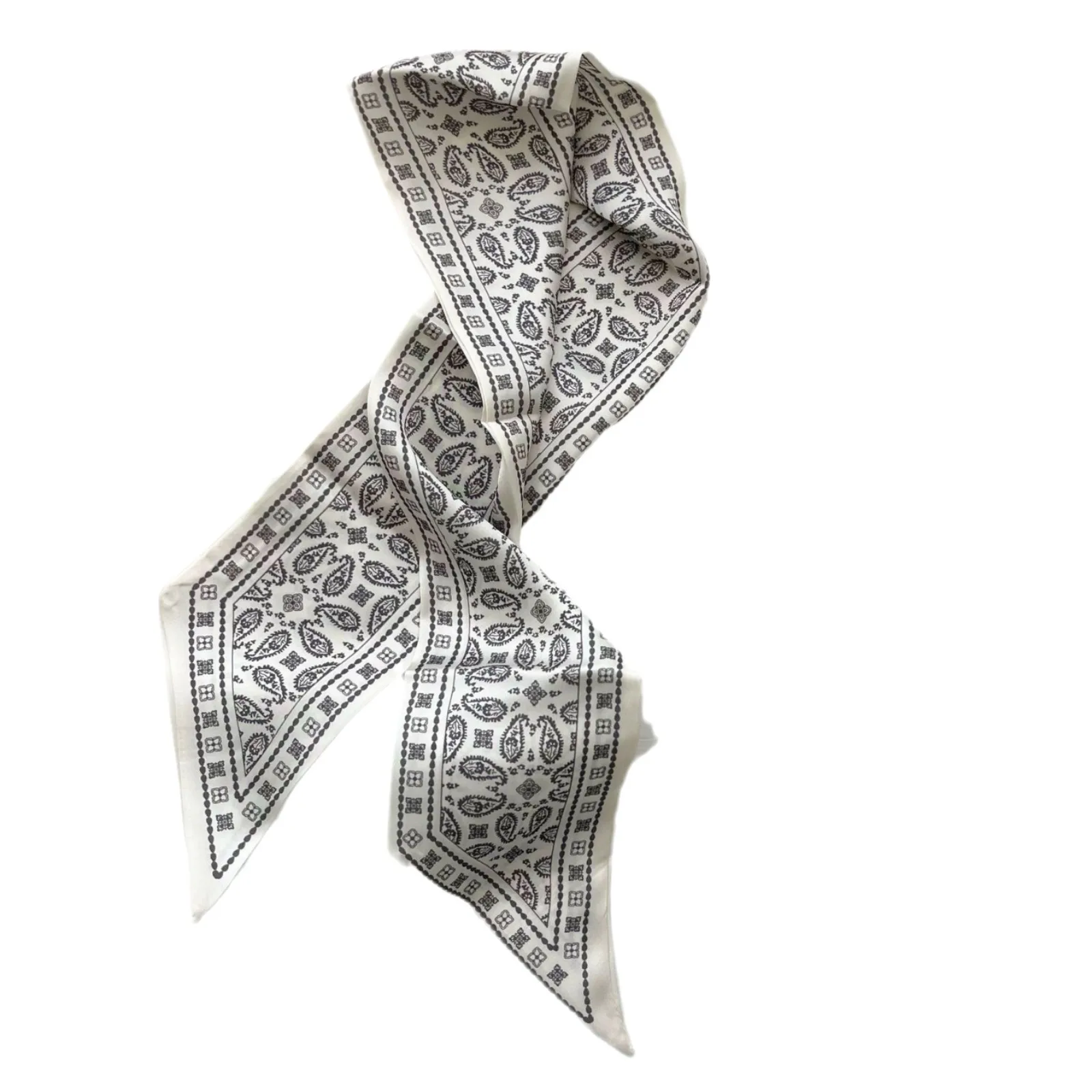 Thumbnail 4 - #40 Highest Rated Silk Scarf to Buy in 2026