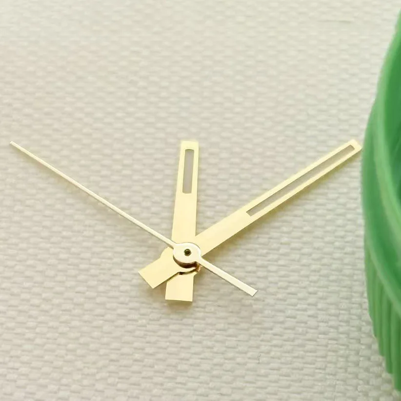 1 Set Substitute R Hands for 3135 3235 Movement Blue-Blue Luminous Watch Hands Accessories