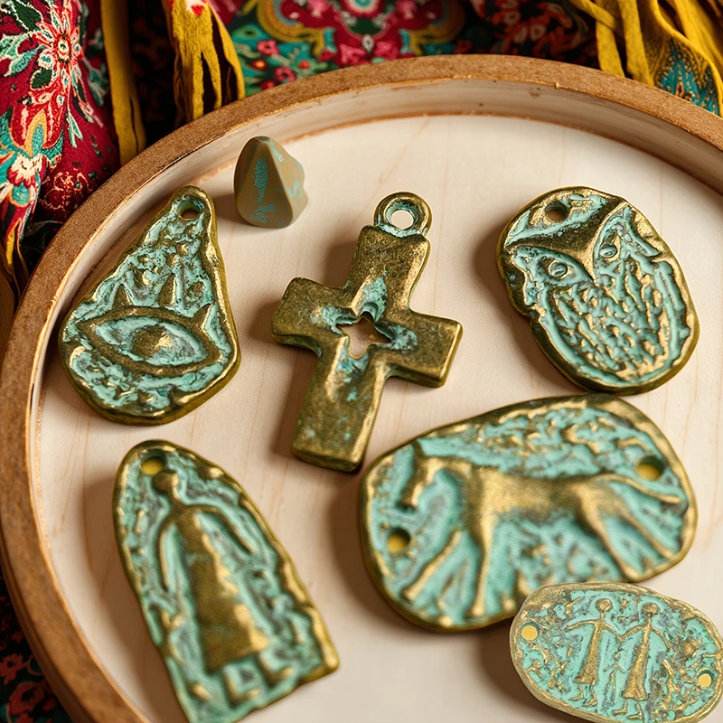 10Pcs Retro Totem Style Metal Button Pendants for DIY Clothing Decor Coats Uniforms Jackets Hanging Accessories Various Styles