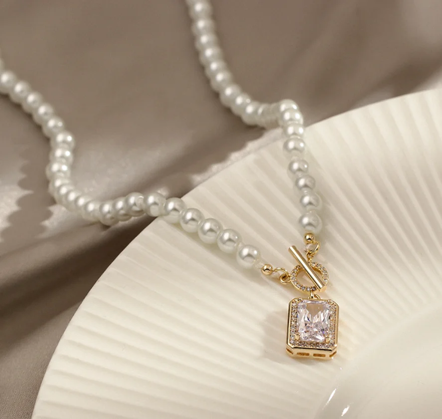 Simple artificial pearl Zircon Pendant design vintage wedding party Necklace for women Fashion Jewelry