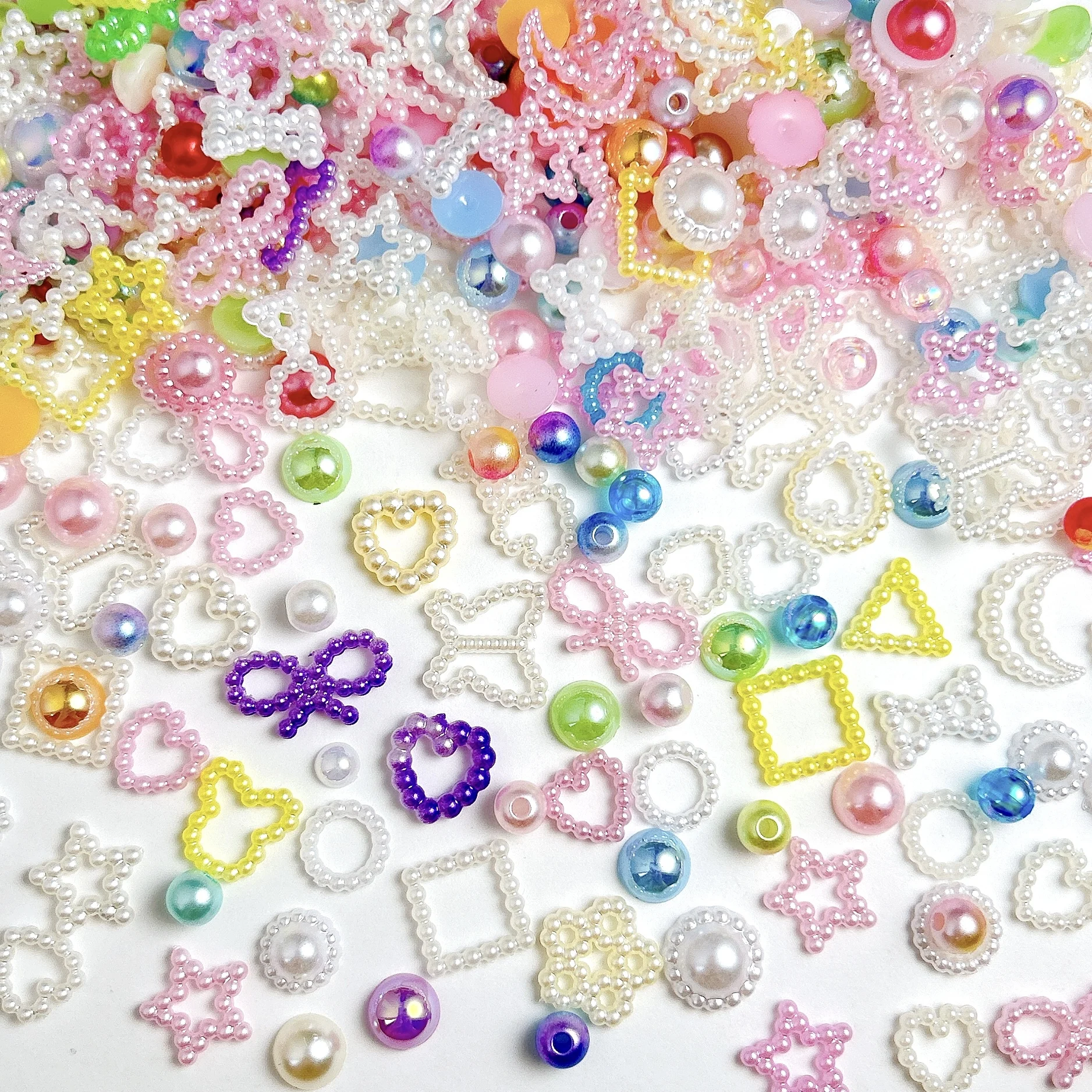 Hollowed-out Pearl Butterfly Heart Triangle Nail Charms Minimalist Colorful Glossy Pearls Nail Art Decorations for DIY Manicure