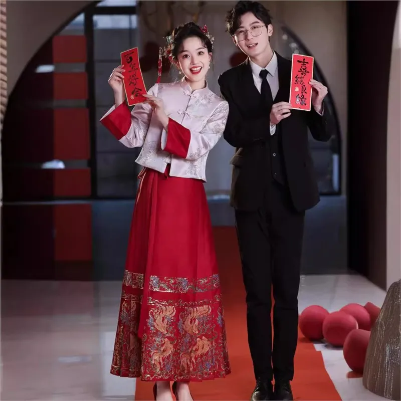 

Новое платье в китайском стиле для небольшой фигуры при тост и изготовлении банкета.