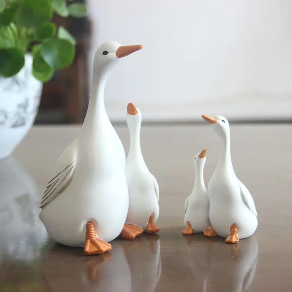 

Gift Pond Lawn Garden Decor Desktop Embellishment Home Decoration Landscape Ornament Figurines Duck Statues Lifelike Scultpture