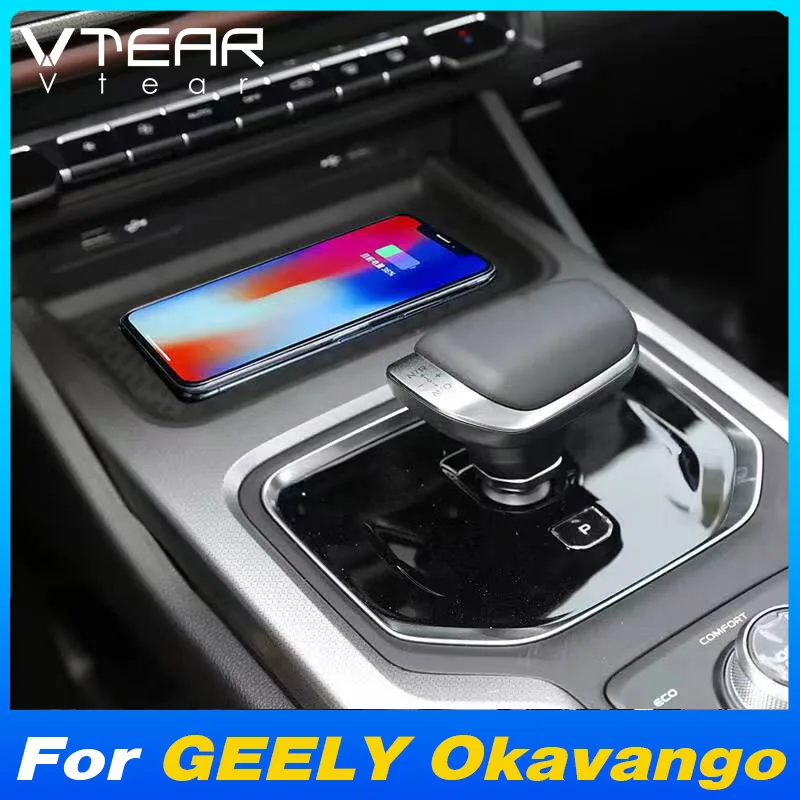 Car Wireless Charger 15W Fast Mobile Phone Charging Panel Adapter For GEELY Okavango 2020-2024 Interior Product Auto Accessories