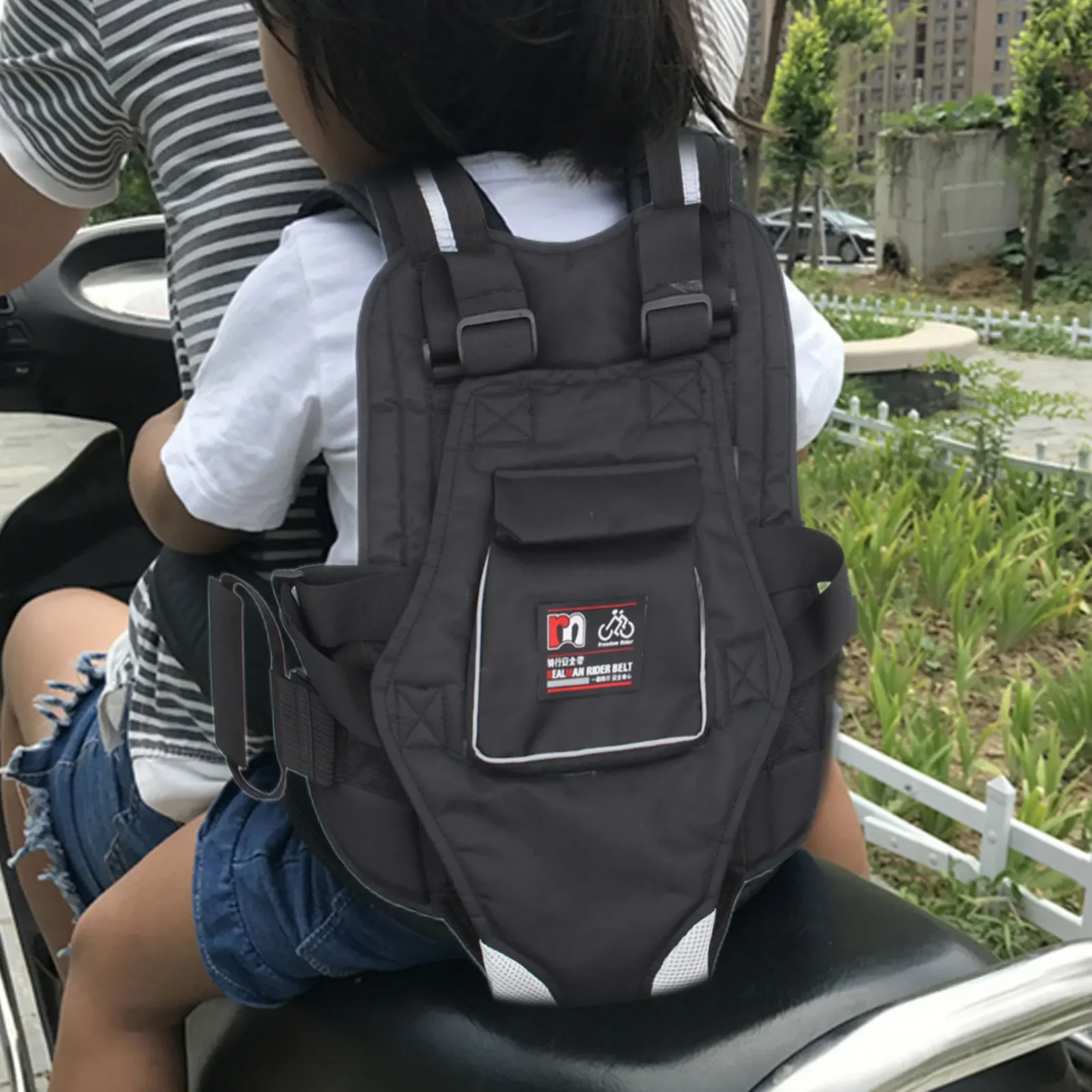 

Универсальный мотоциклетный ремень безопасности с сумкой для хранения, ручка для заднего сиденья, ремень безопасности, регулируемая детская светоотражающая полоса для детей