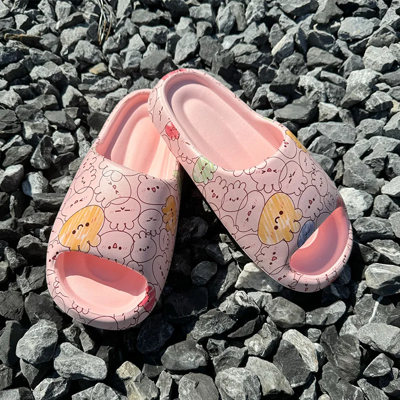 Zapatillas de verano para mujer, chanclas de playa con dibujos animados, Sandalias planas, antideslizantes, para el hogar y el baño