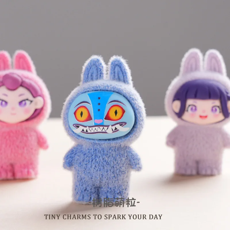 

Коллекционные фигурки ChaoMeng Accessories Huntress Team: Сюрприз-бокс, резиновые фигурки для игры в Douyin, декор для рабочего стола, милые украшения