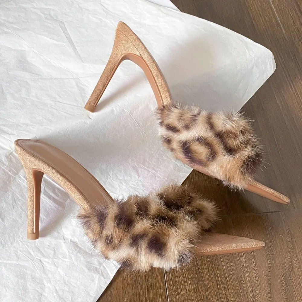 

Women's Slippers Fluffy Spring New Non Grinding Feet Plush High Heeled Slippers Pointed Thin Heels Comfortable Fashion Sandals