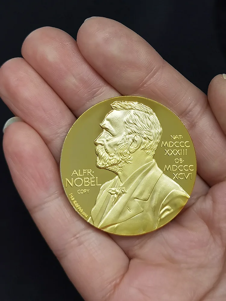 Nobel Prize Gold Plated Coin Medal Crafts Founder Portrait Scientists Inventors Honorary Commemorative Gift