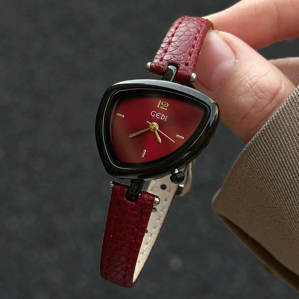

2026 GEDI Watches Woman Leather Red Retro Triangle Dial Women's Wristwatch Fashion Quartz Watches, Reloj Mujer, Relogio Feminino