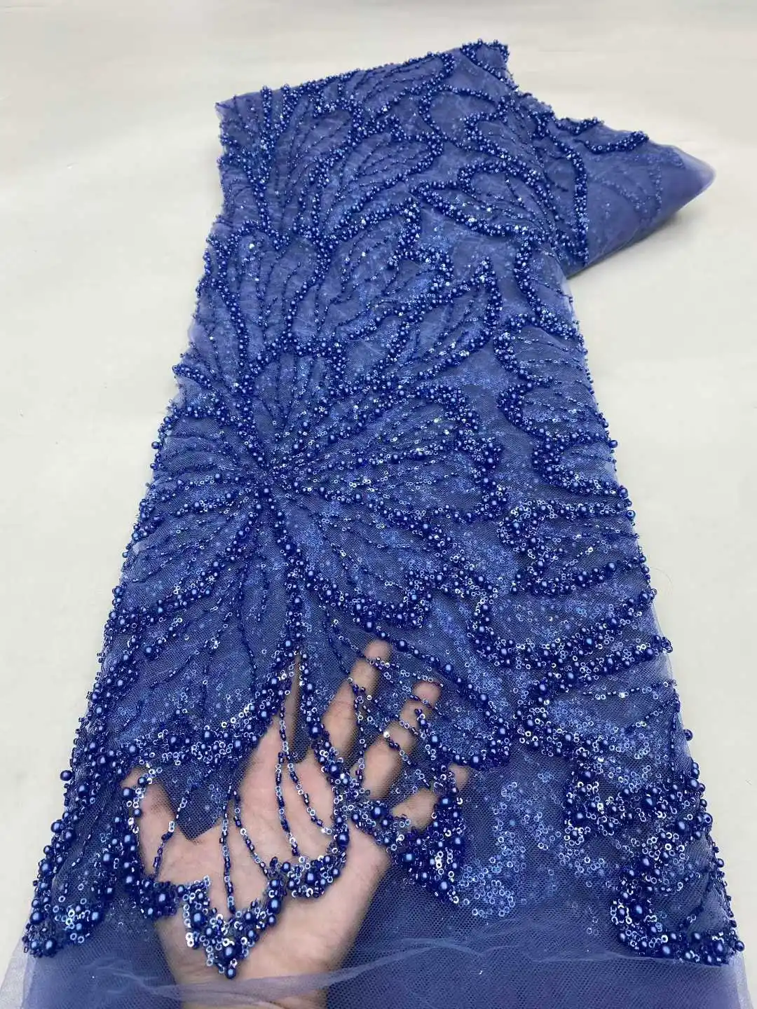 Luxuriöser französischer handbestickter Spitzenstoff, Brautstoff, hochwertige Hochzeitsstoffe, nigerianische Pailletten, Perlen, bestickt auf Tüll, 5 Yards