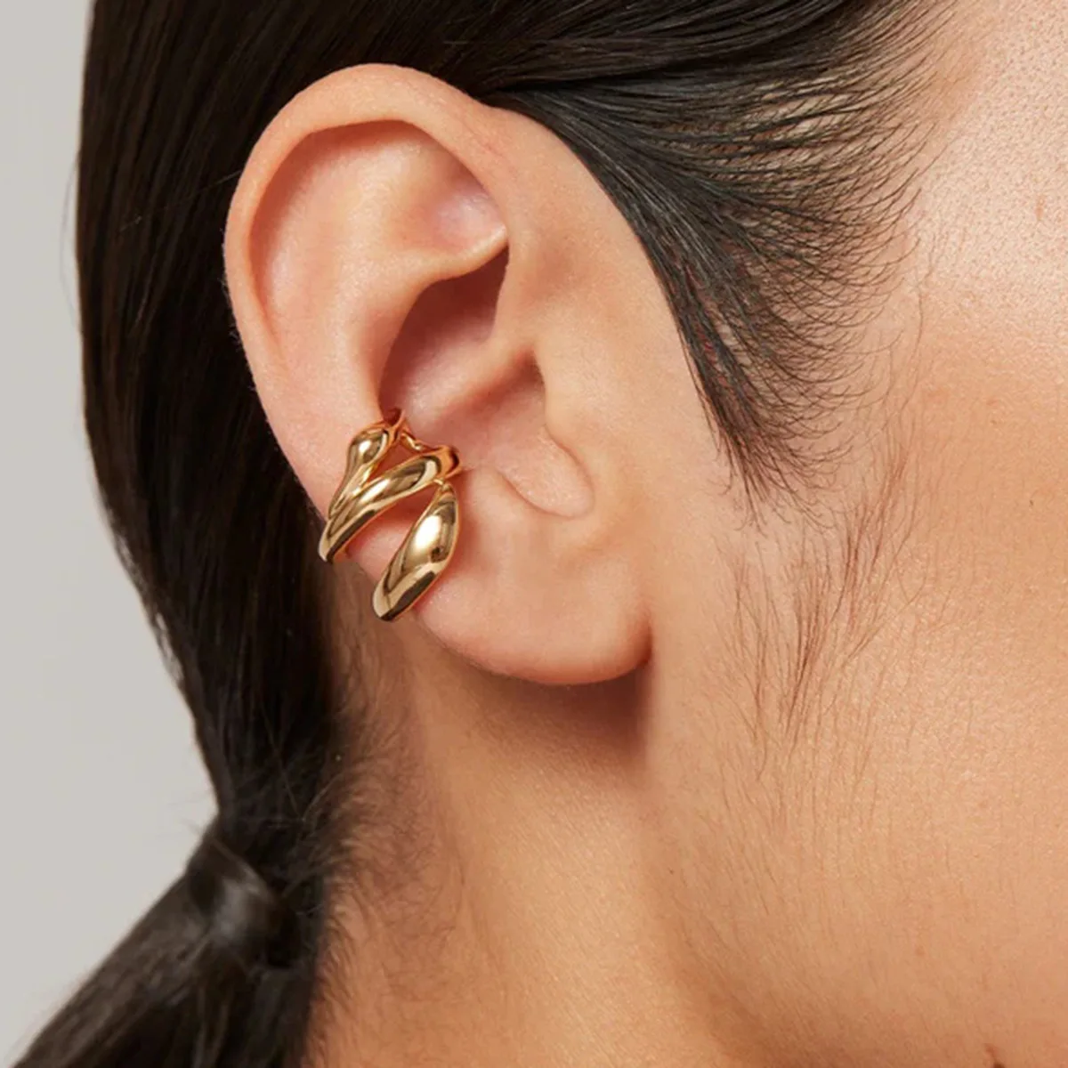 

Trendy Jewelry Metal Multilayer Ear Clips for Women Men Fake Cartilage Ear Cuff Earrings Non-Piercing Punk Jewelry Gifts