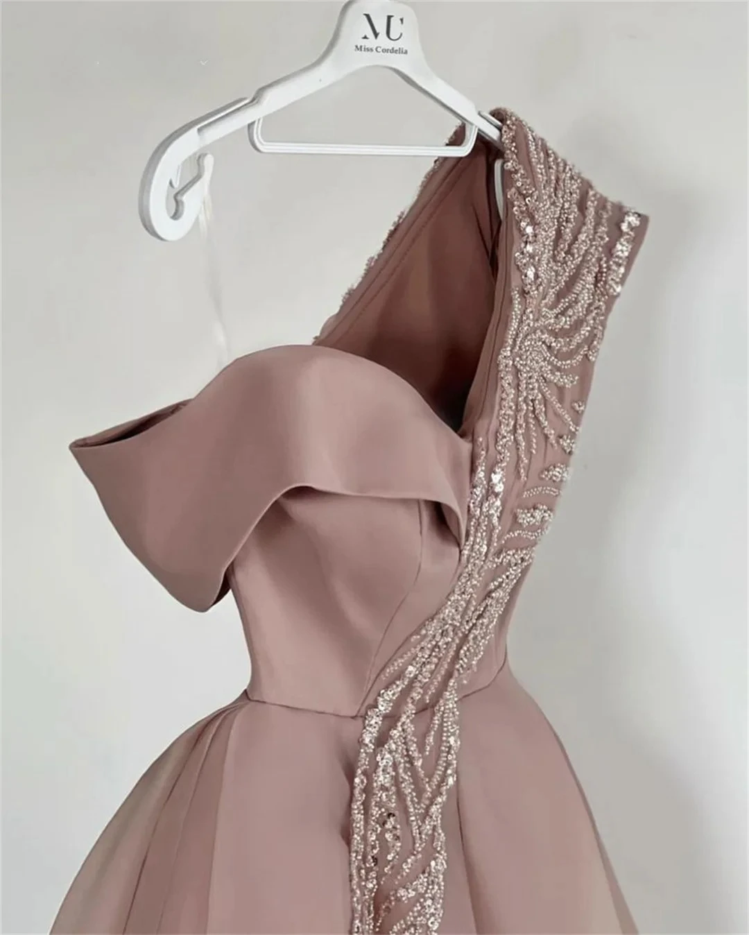 Off the Shoulder Midi Prom Dresses A-Line Organza Women Sequined Short Sleeves Customized Evening Gowns Formal Party Dress image 5