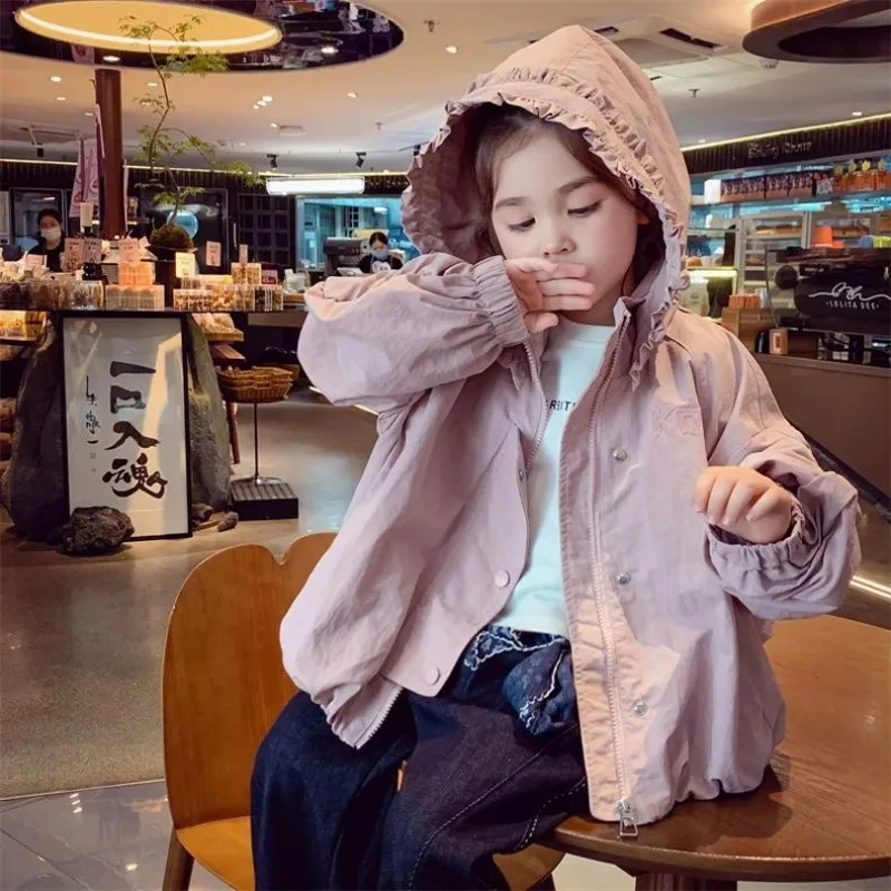 

Spring and Autumn Teenage Girls' Sweet Coat New Children's Leisure Hooded Coat Girls' Outdoor Windproof Coat