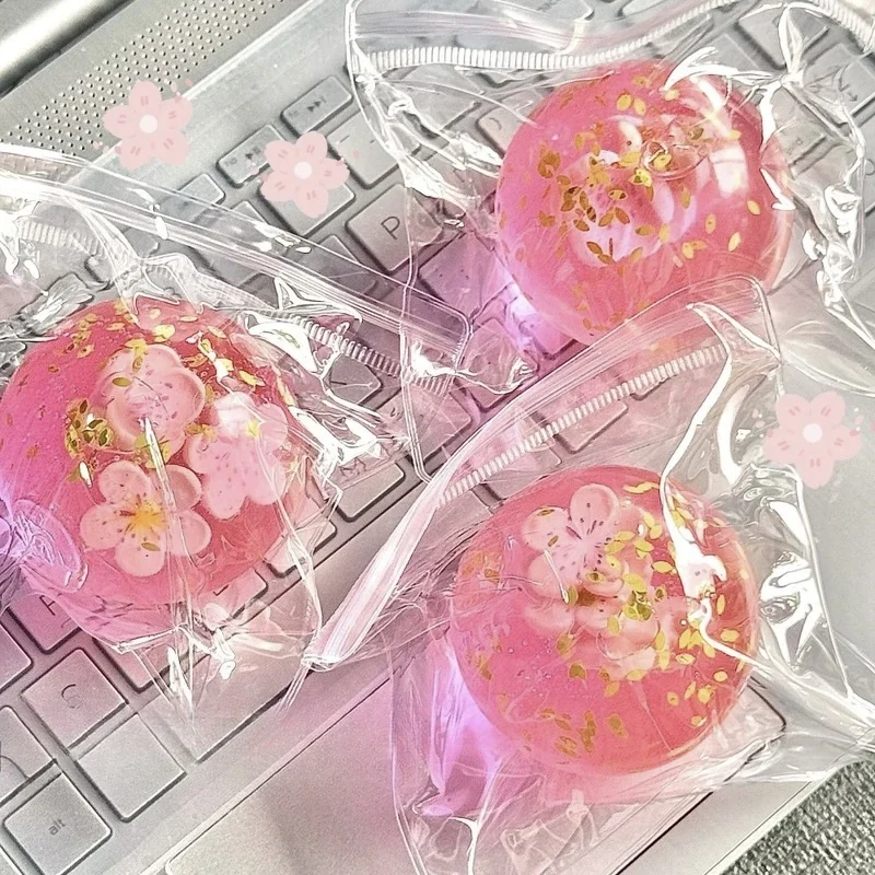 كرات الضغط على شكل زهر الكرز الوردي الإسفنجية، لعبة تململ حسية، سكويشات بطيئة الارتفاع للأطفال والكبار، هدية ضغط للاسترخاء