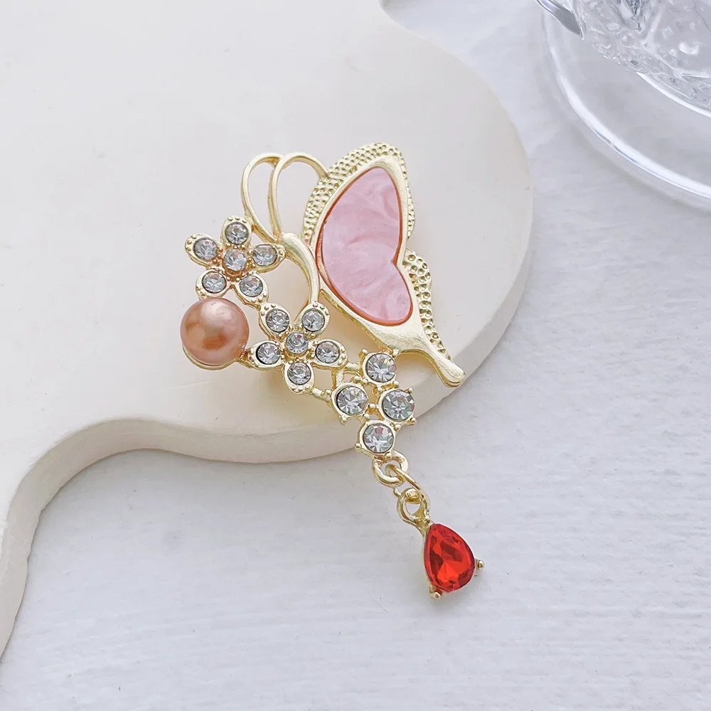 Lovely Twin Butterfly Brooch For Women Pearl Rhinestone Trendy Animal Jewelry Coat Dress Lapel Pins Wedding Party Gifts