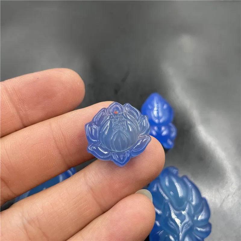 Cheap Jade Blue Chalcedony Agate Lotus Pendant Maitreya Buddha Ruyi Hang Nine Tail Fox Jade Pendant