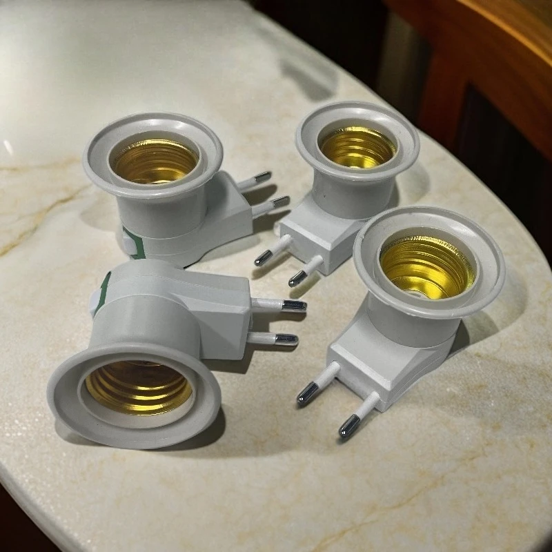 Hot Sell Practical White E27 LED Light Socket To EU Plug/US Plug Holder Adapter Converter ON/OFF For Bulb Lamp