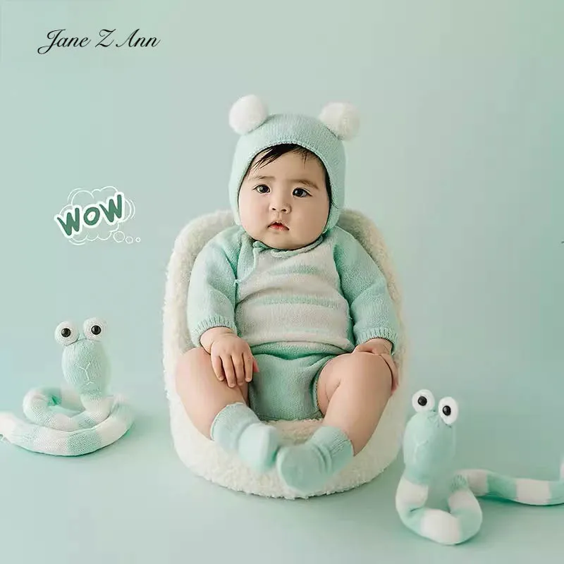 Children photographyclothing baby sitter size  props snake year new year photos 3-6 months photo studio set