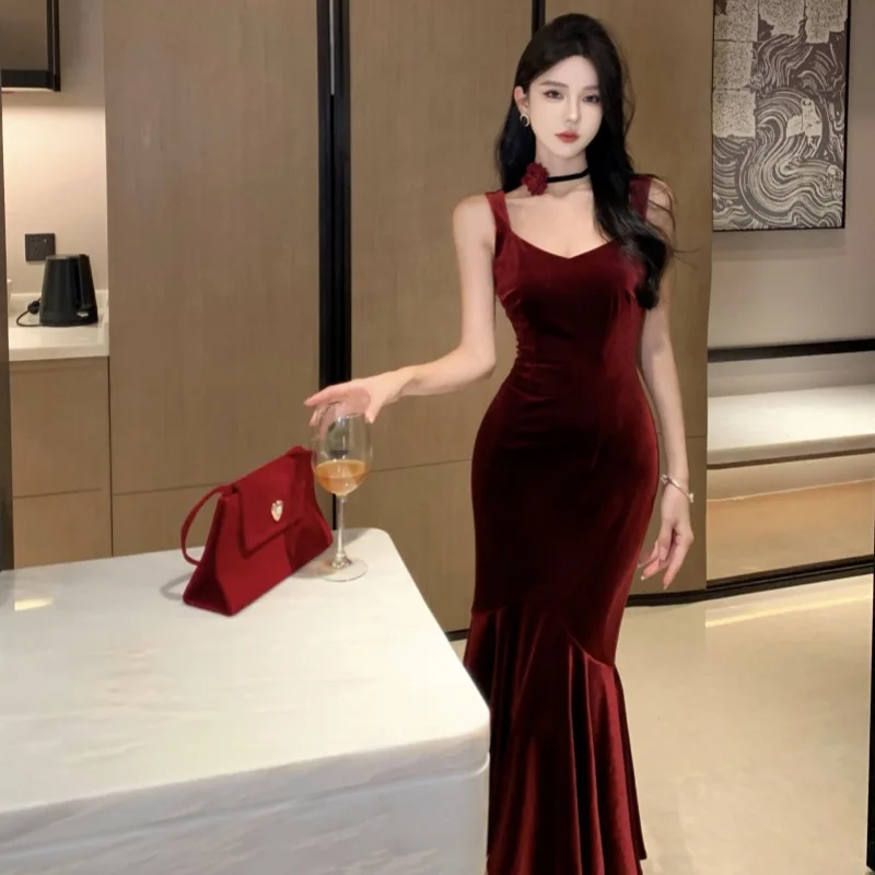 

French Style Velvet Off-Shoulder Gown Women's Summer Slim Fit Fish Tail Dress High Collar Zipper Closure Comfortable Casual