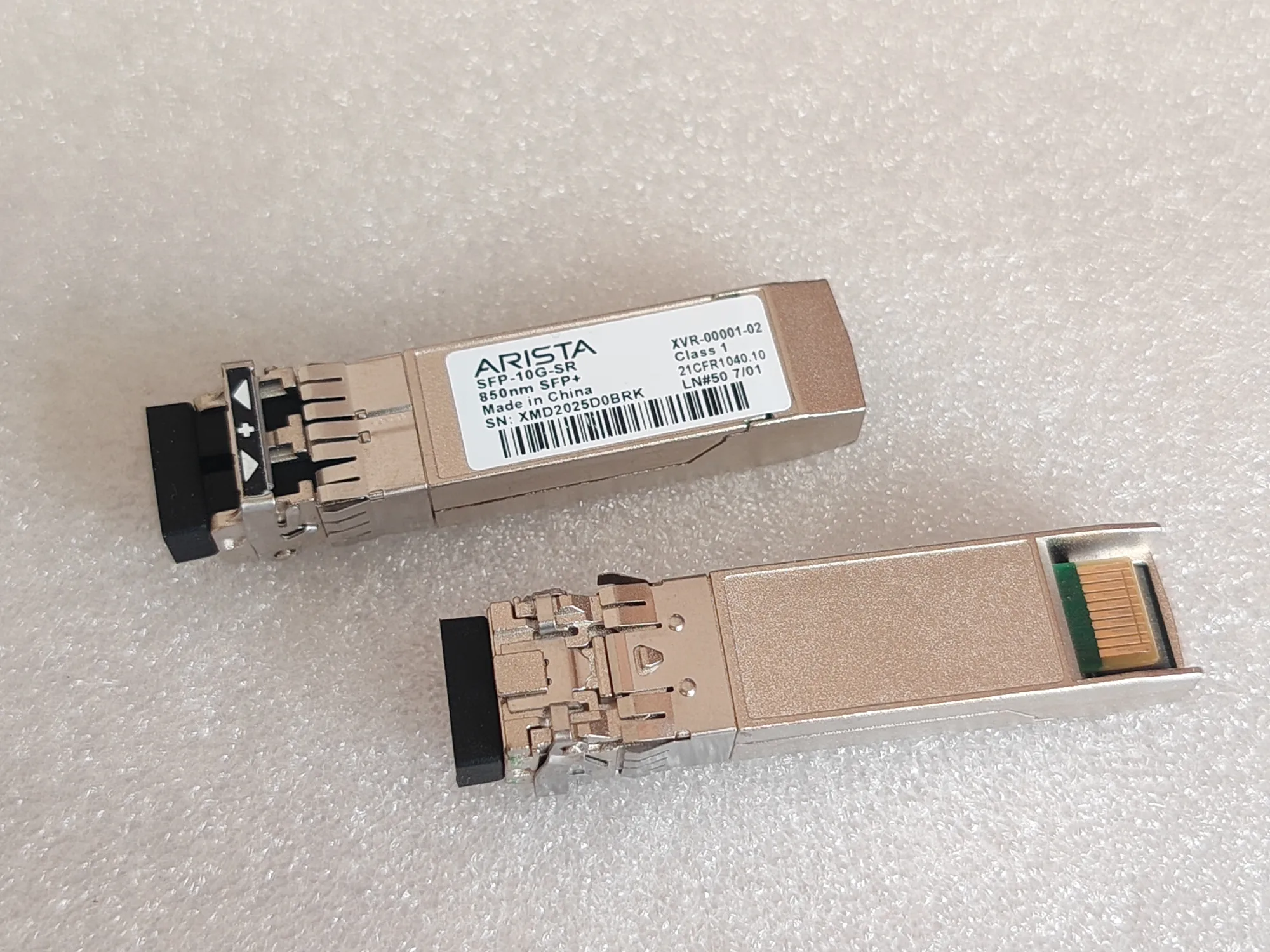 Arista 10G Transceiver/SFP-10G-SR/XVR-00001-02/10GB Optical Transceiver/Arista 10G SFP Fiber Switch/Arista Fiber Module SFP