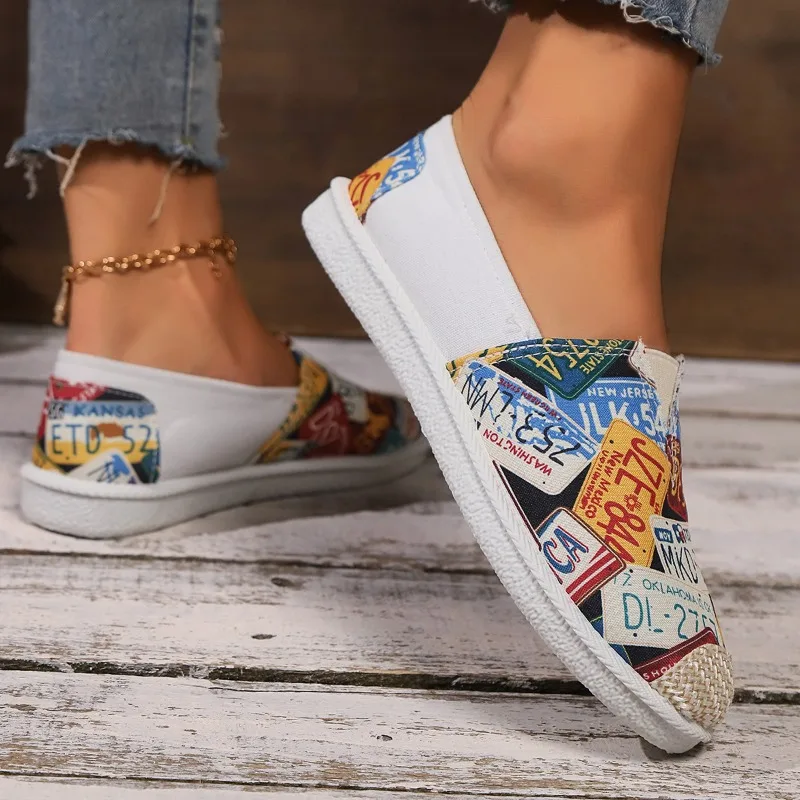 New 2025 Flat Bottom Single Shoes Fashionable Comfortable Lightweight Printed Rubber Sole Spring Autumn Casual Shoes